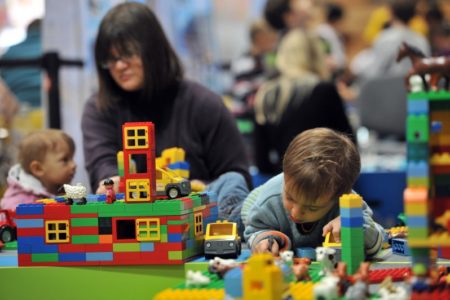 Во время Тотального диктанта будет проведен Bricks-диктант для детей