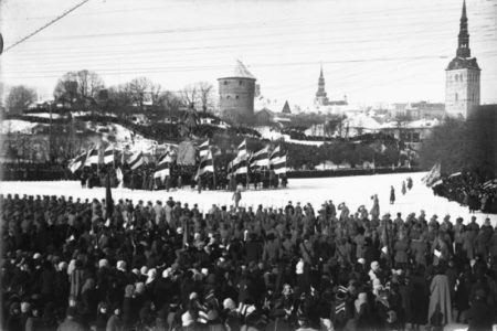 Фотовыставка об истории главной площади Таллинна