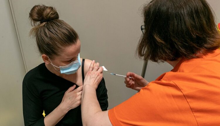 186977229_3984333101684497_3751873710441281289_n