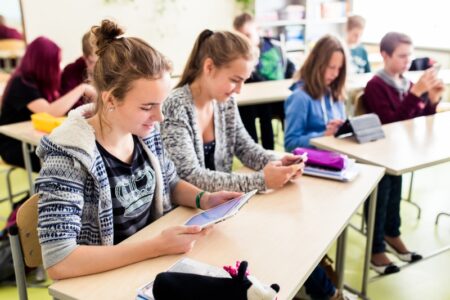 Условия соблюдения карантина для детей и молодёжи упрощаются