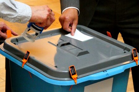 Таллинн утвердил правила информирования о выборах
