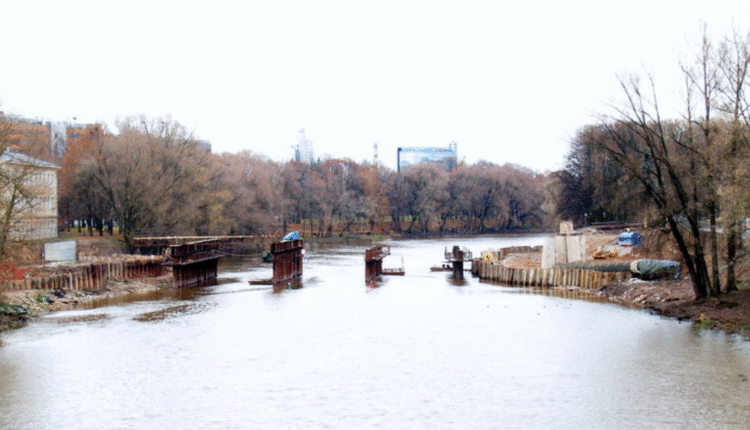 tartu_2007_stroit_most